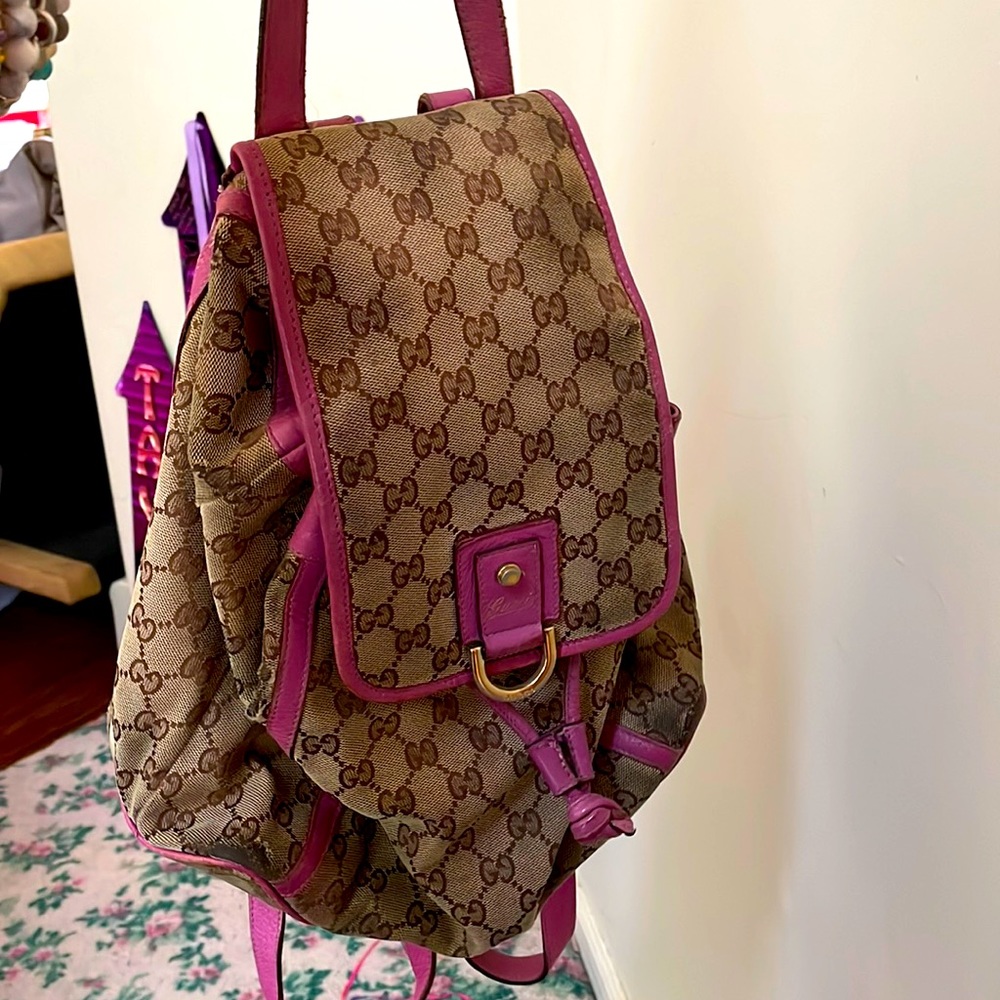 Gucci genuine backpack
